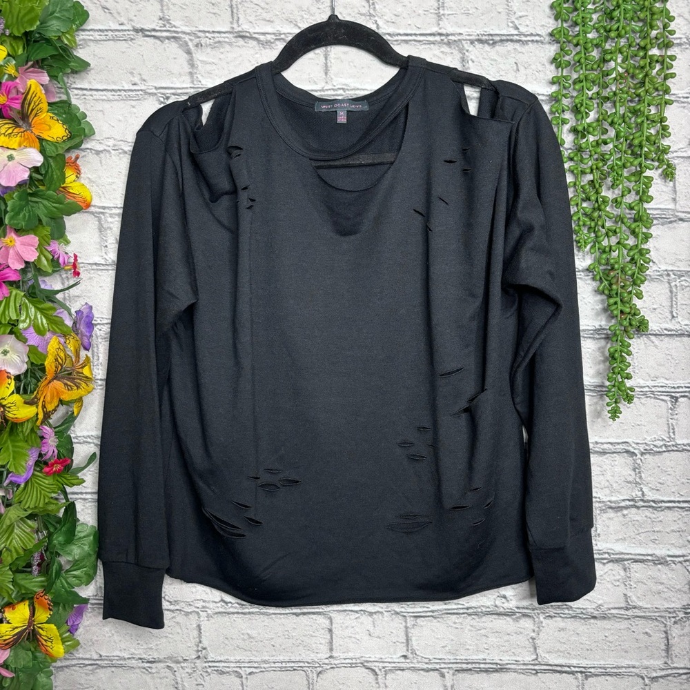 _🌼3/$30🌼NWOT West Coast Love Black Distressed Cutout Shoulder Sweater Size M